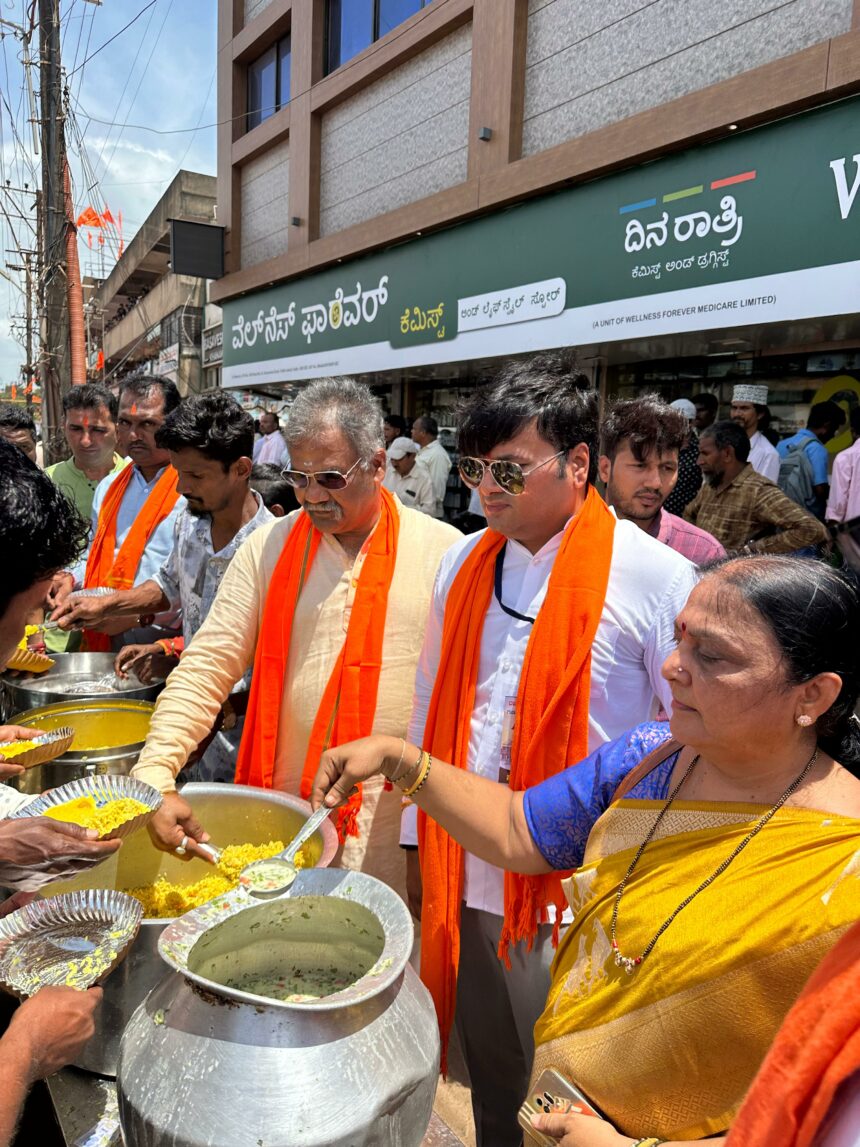 10 ಸಾವಿರ ಭಕ್ತರಿಗೆ ಪ್ರಸಾದ ವ್ಯವಸ್ಥೆ ಮಾಡಿಸಿದ್ದ ವೆಂಕಟೇಶ ಕಾಟವೆ