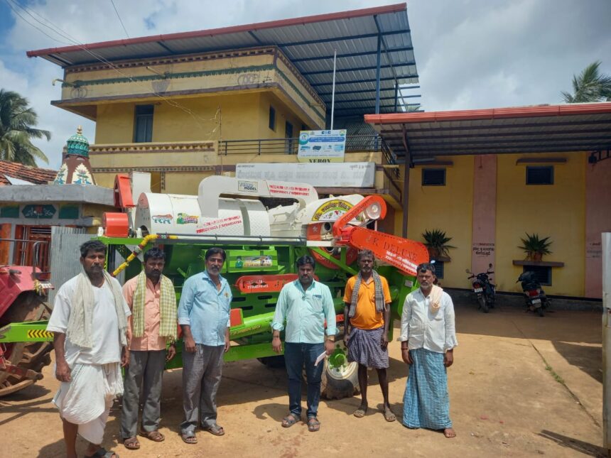 ಬಹು ಬೆಳೆ ಒಕ್ಕುವ ಯಂತ್ರ ವಿತರಣೆ