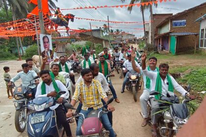 ಕಬ್ಬು ಬೆಳೆಗಾರ ರೈತರ ಬೈಕ್ ರಾಲಿ